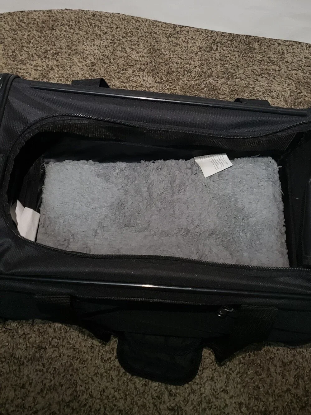 Sherpa Everyday Soft Pet Carrier Medium Black Airline Travel Cat Dog